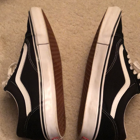 Vans Men’s Old Skool Shoe, size 12 - Picture 2 of 8